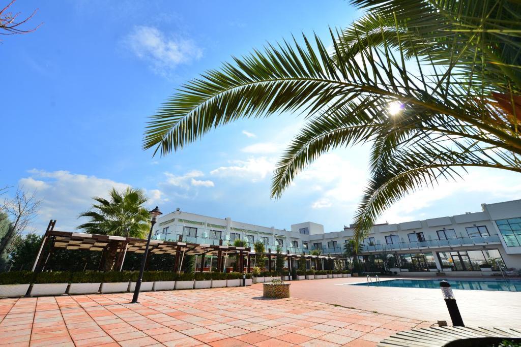 Te Stela Resort & Spa Tirana Exterior photo